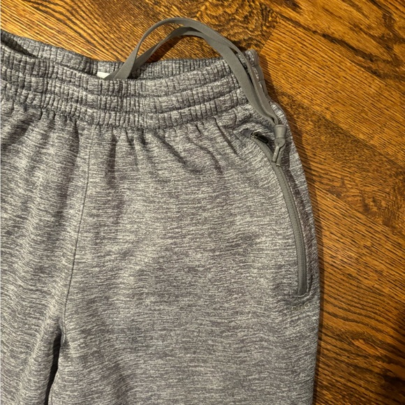 DSG grey men sweatpants size men S in pristine condition - Picture 3 of 8